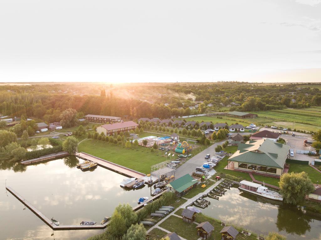 Bereg Holiday Park Svetlogorskoye Exterior photo